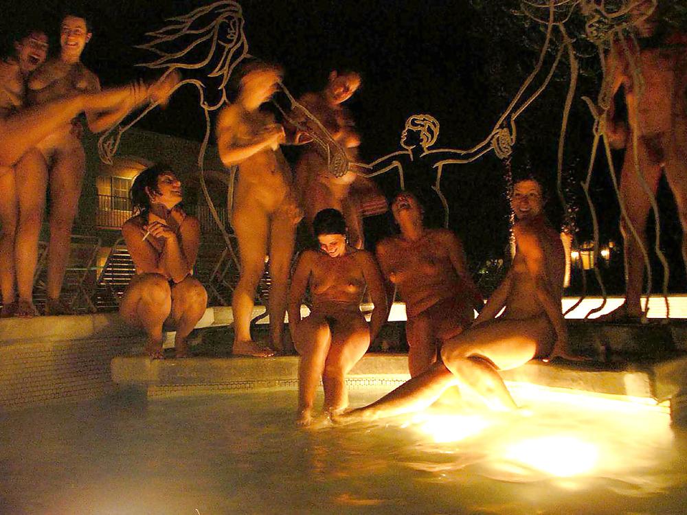 25P Group nudes 12