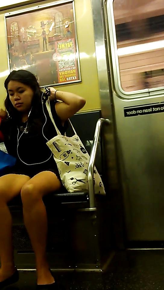 8P New York Subway Girls Asian Mini Skirt