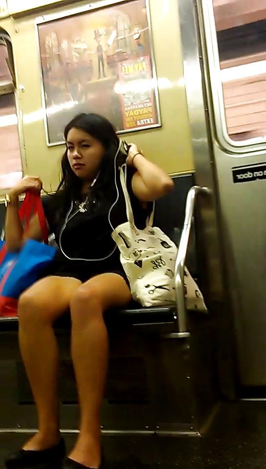 8P New York Subway Girls Asian Mini Skirt