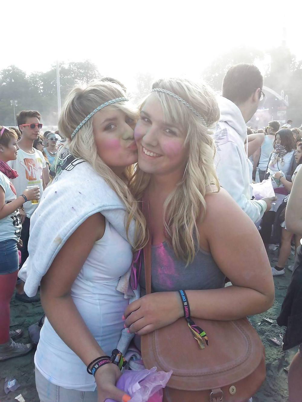 25P New Facebook Mix - Non Nude