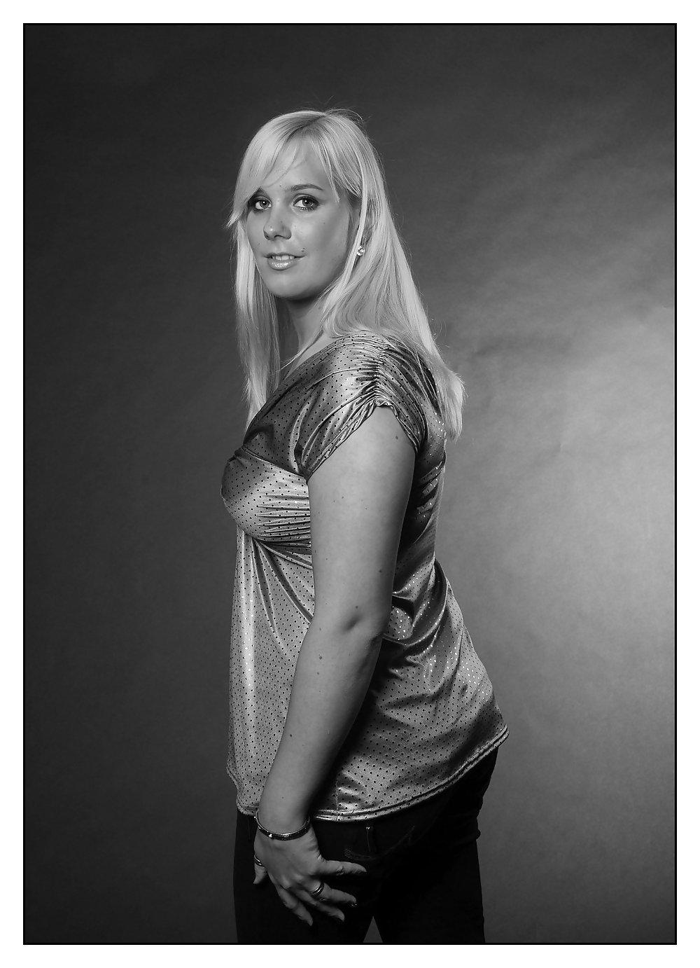 25P New Facebook Mix - Non Nude