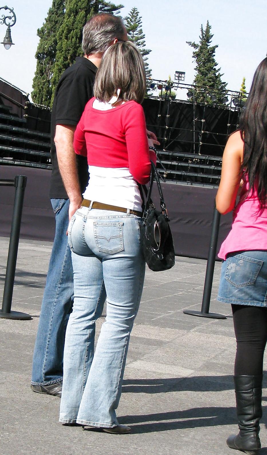 25P Candid ass addiction IV