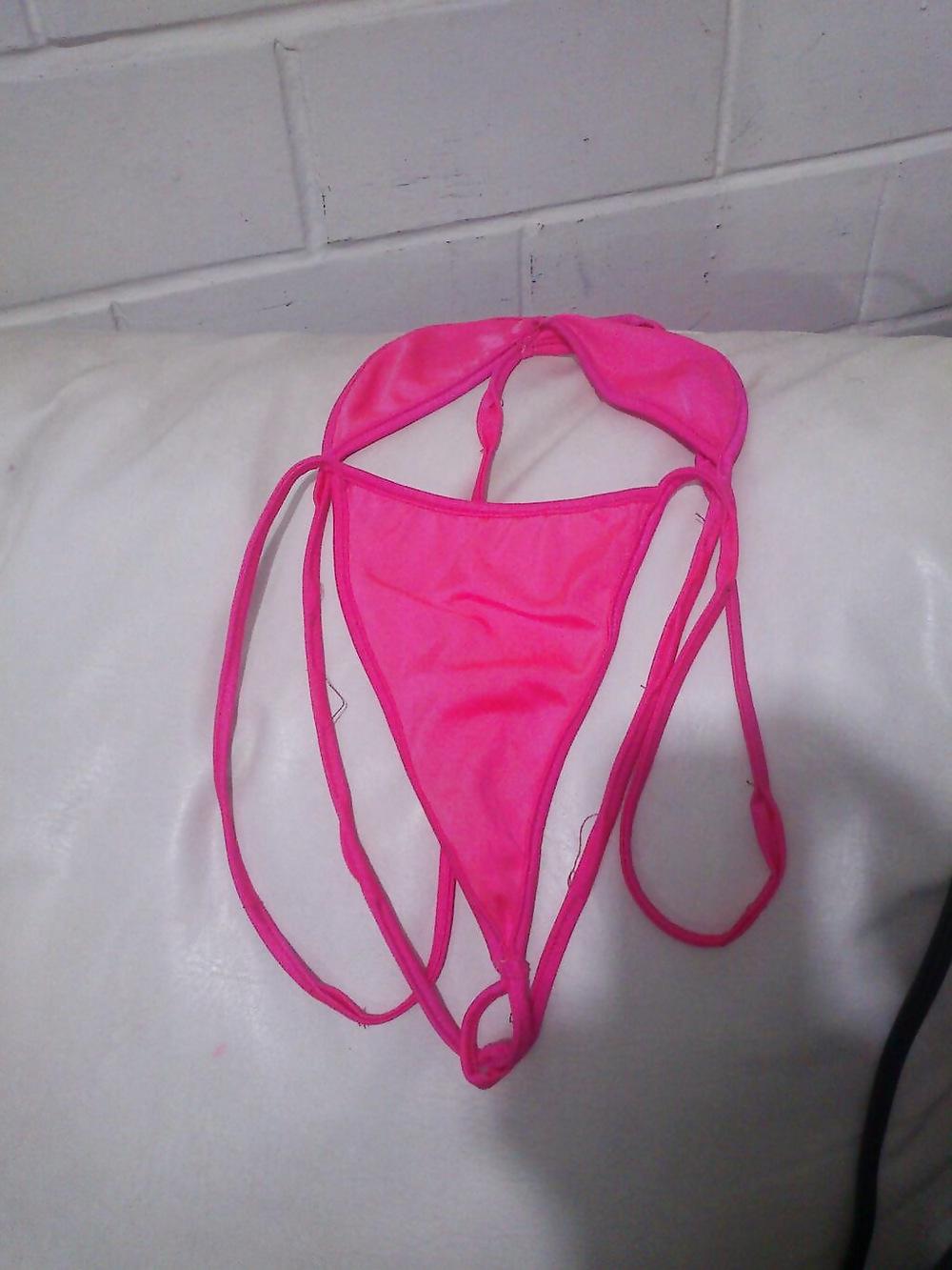 25P Madura putita con diferentes cambios de ropa