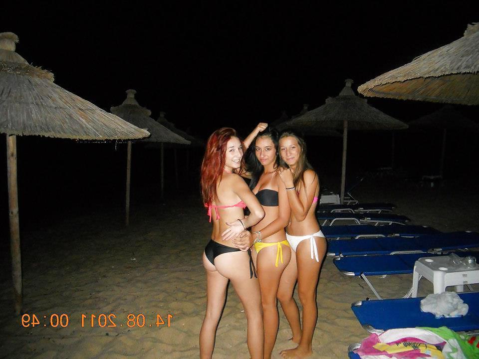 8P Greek girl: elena
