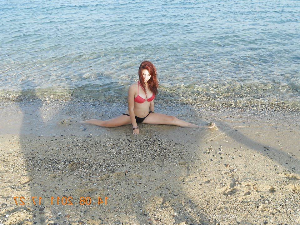 8P Greek girl: elena