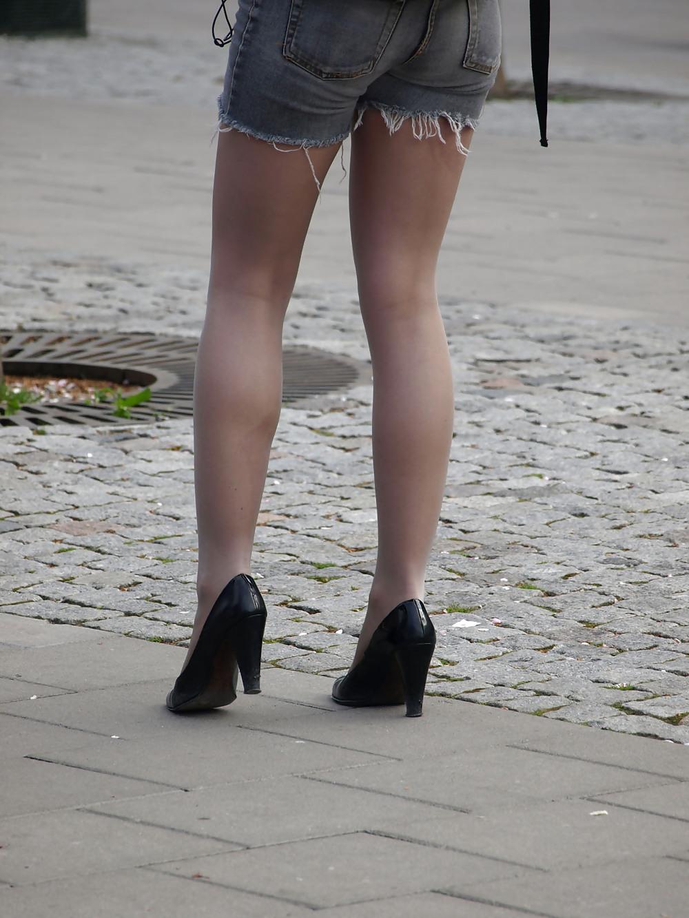 20P Girls with tights and shorts..yet again