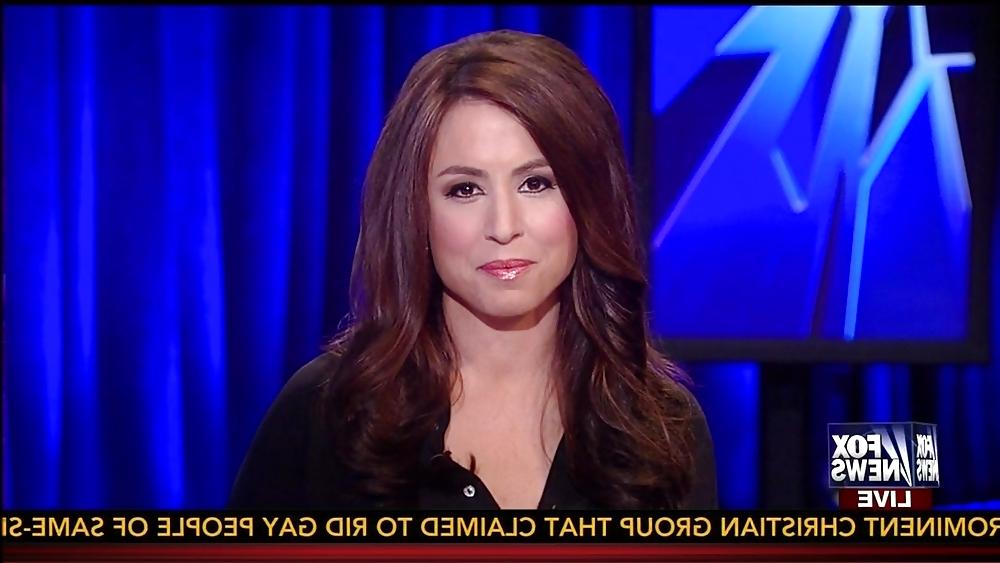 25P Fox News hottie Andrea Tantaros