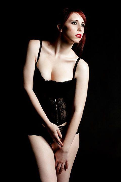 25P Stephanie van Rijn Super hot redhead