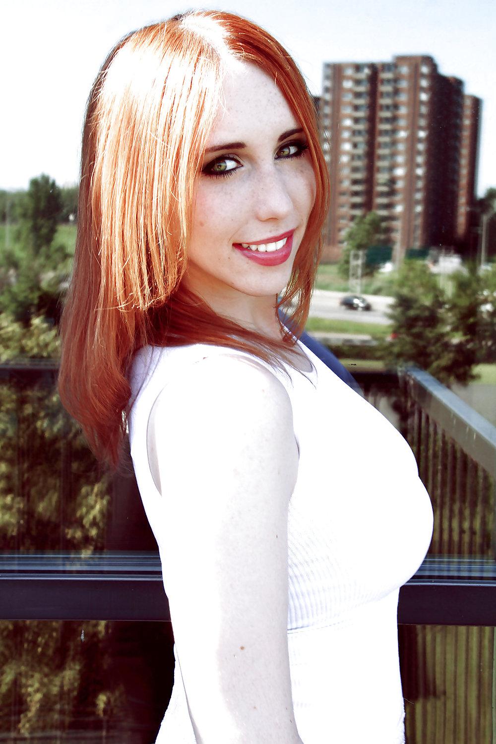 25P Stephanie van Rijn Super hot redhead