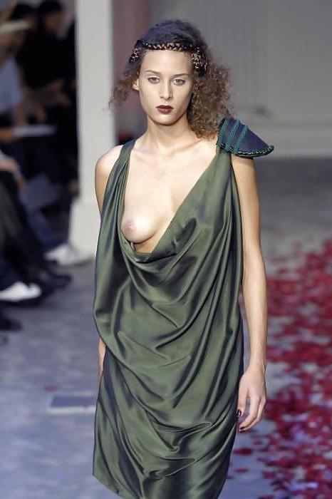 25P Beautiful Fashion Models 3 by TROC