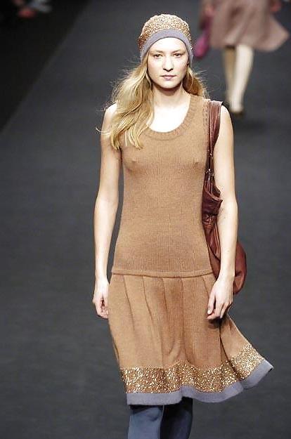 25P Beautiful Fashion Models 3 by TROC
