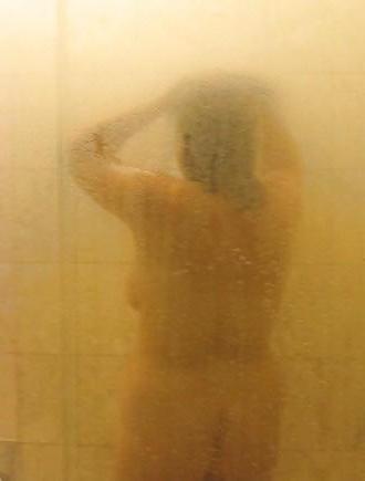 8P Asian wife