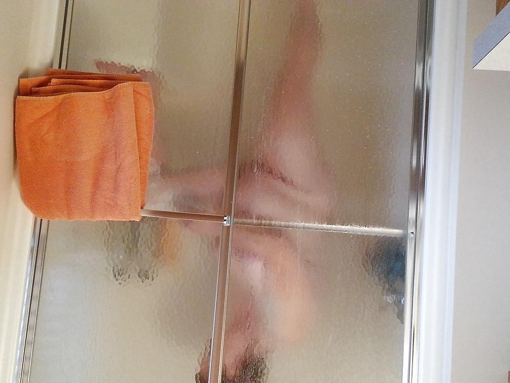 4P BBW Wife in shower