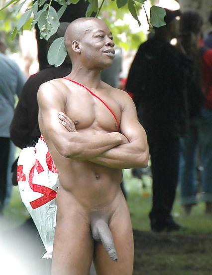 25P Worshipping Beautiful Black Cock 9