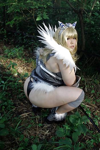 25P Bbw cosplayer luu. she is my boob slave!
