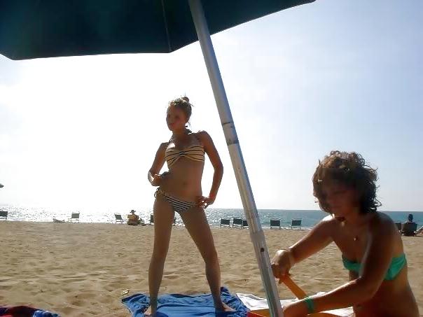 25P Emily Osment