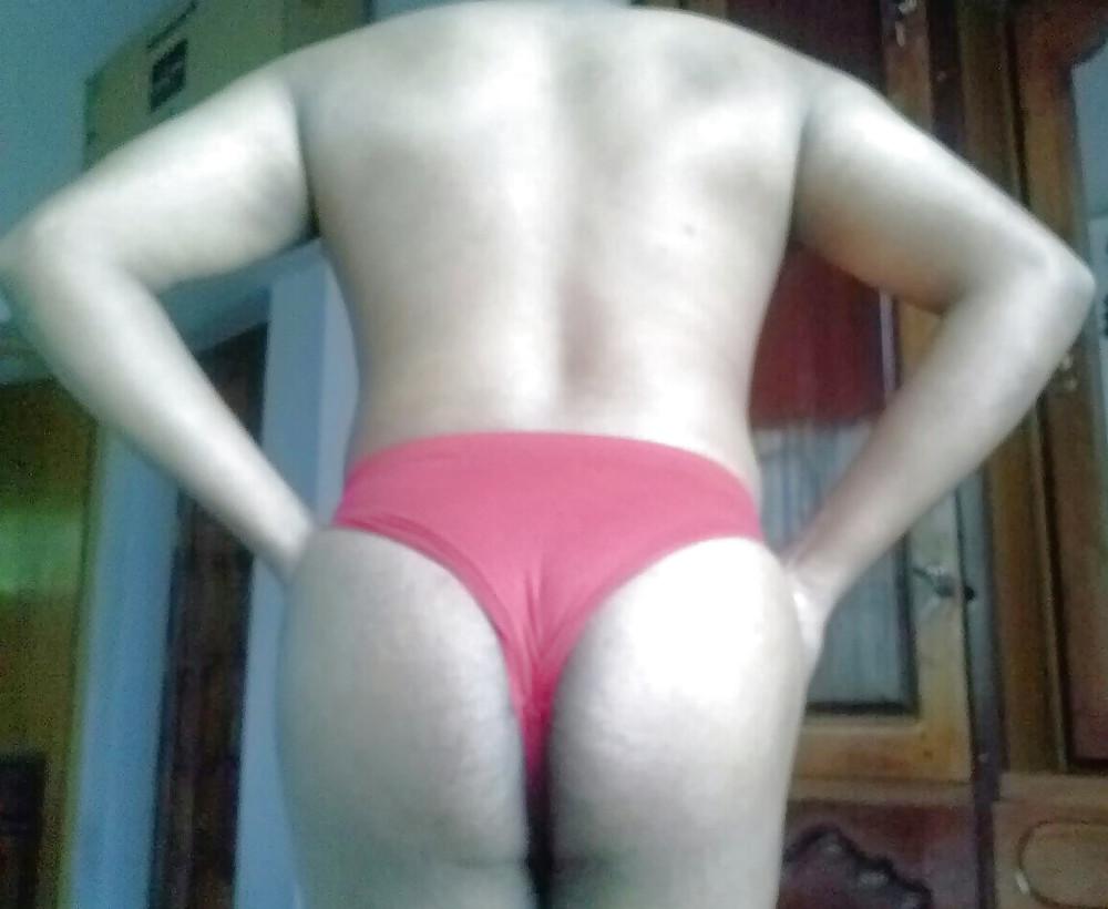 20P My bubble butt in red underwear