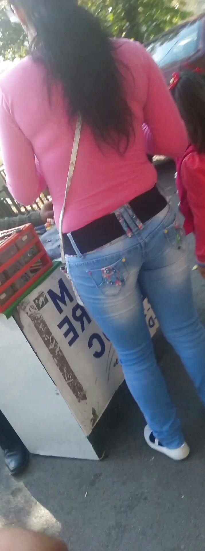 6P Sexy ass romanian girl