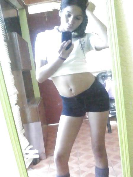 25P Solange Chilena Caliente 2da Parte Non-Nude