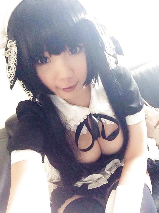25P Non nude 