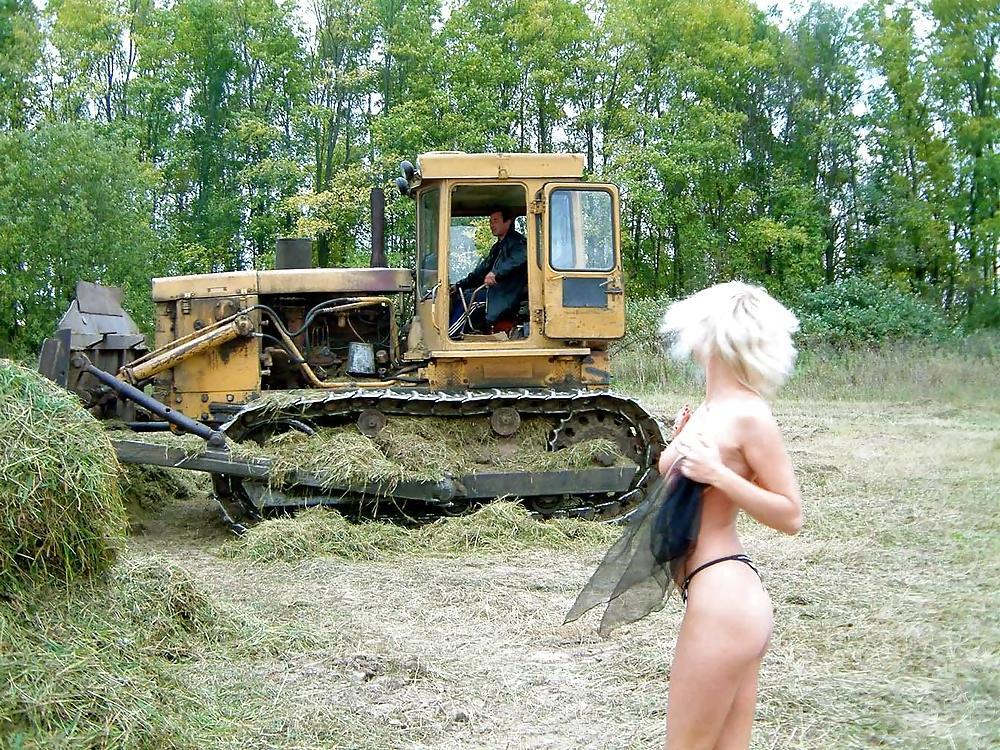 25P Russian teen Marta outdoor