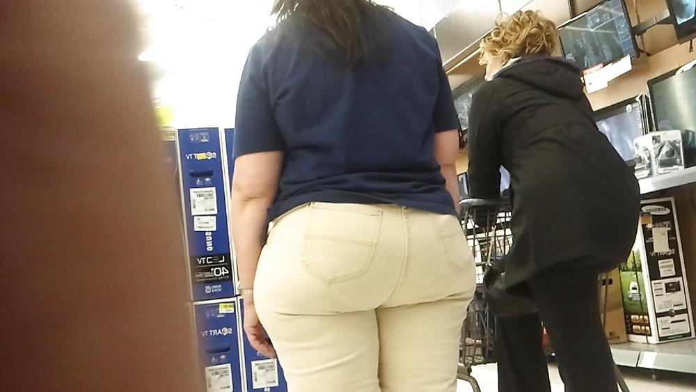 25P CANDID ASS-SHOTS IV