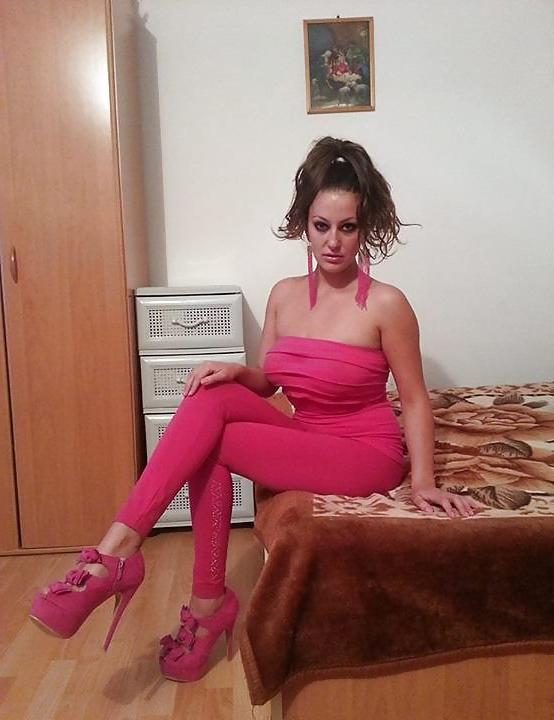 16P Romanian women: Amel part 5