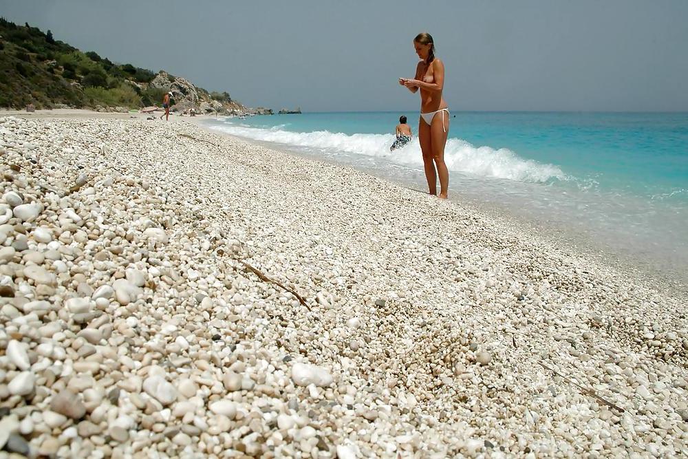 6P Mother and not her daughter toplees on holiday