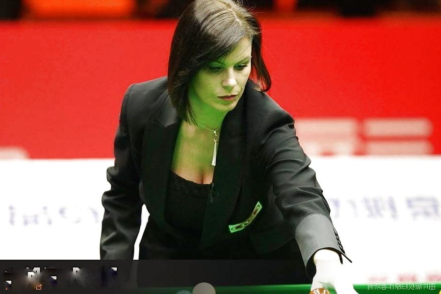 9P Michaela Tabb Snooker Referee