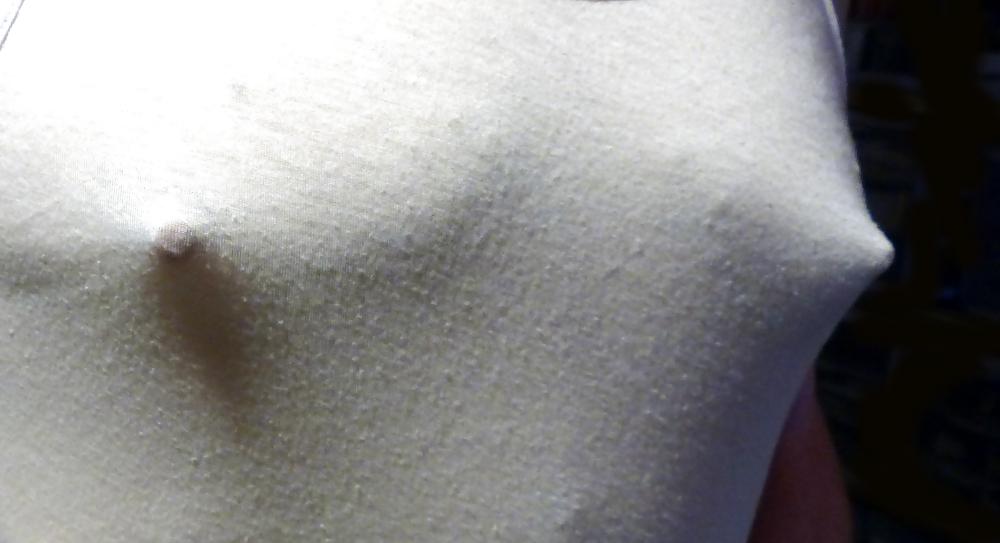 4P Nipples in White