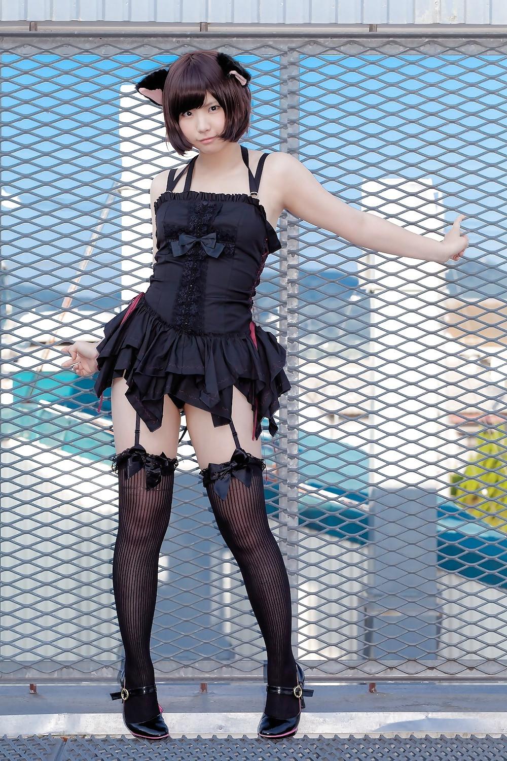25P Pretty Asian 100 - Cosplay 2