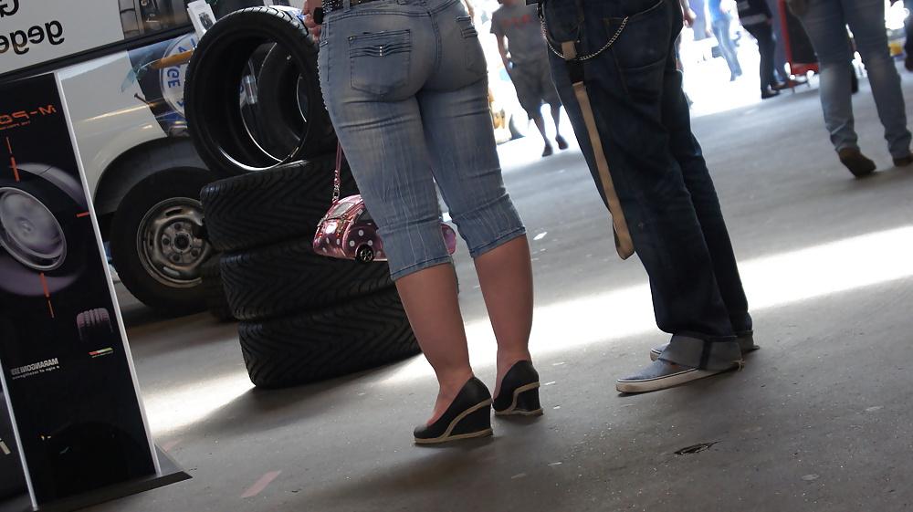 25P Voyeur 1