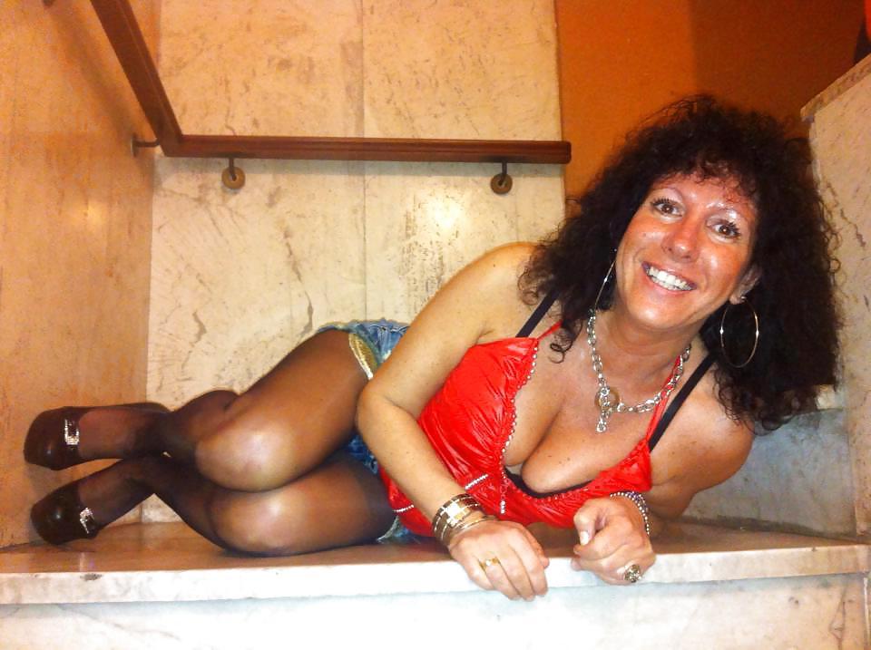 24P REAL BUSTY MOM & DAUGHTER SEXY AS FUCK