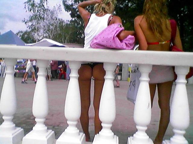 25P Some Upskirt Pussy and Upskirt No Panties pice!!!