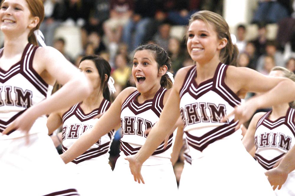 25P Cheerleaders Non-Nude