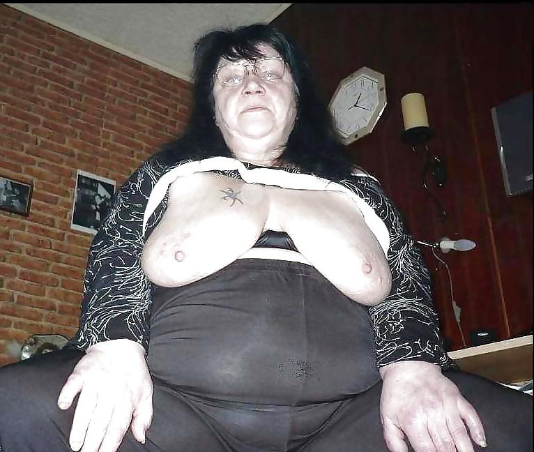 19P Oma geil und fett - 35