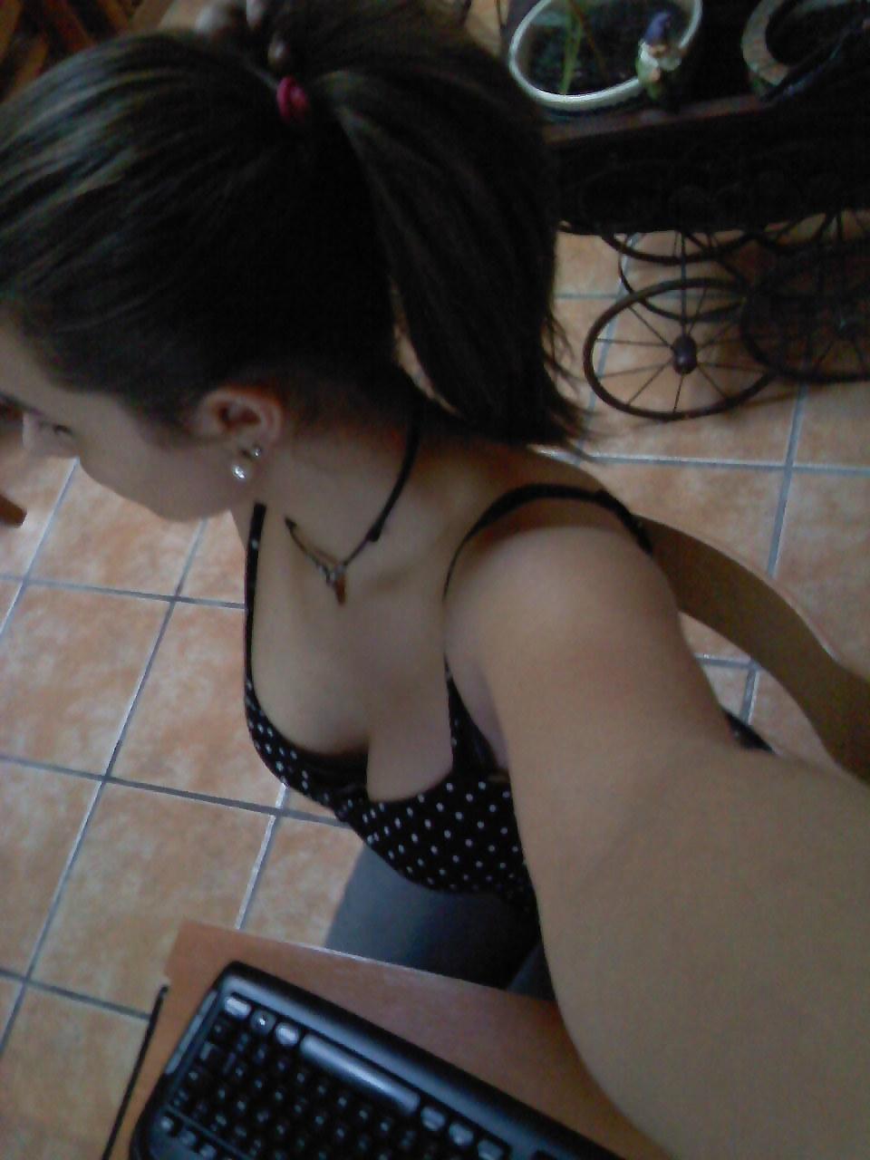 15P Nice (non nude) girls 98