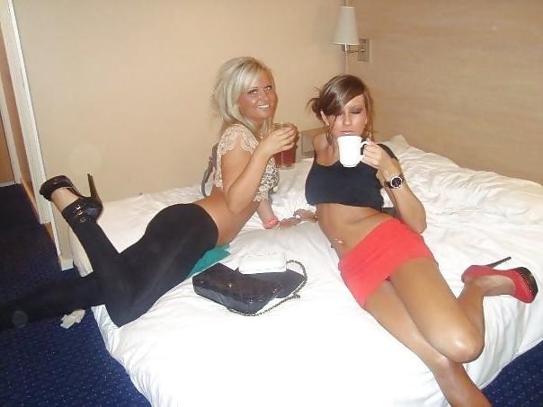 25P Chavs In Leggings