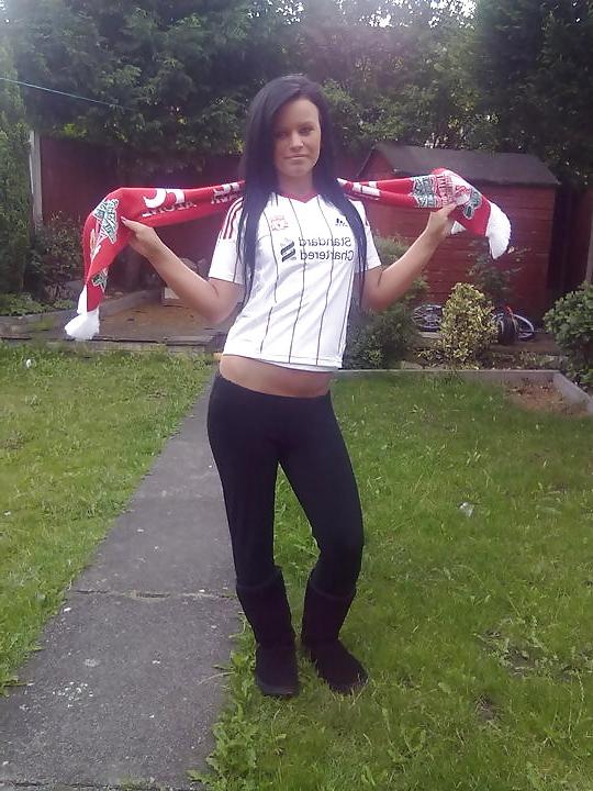 25P Chavs In Leggings
