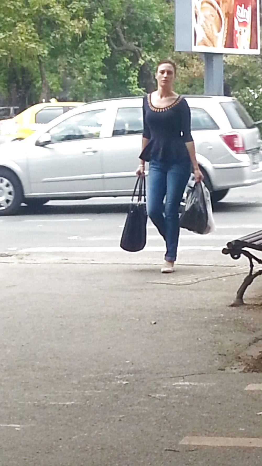 25P Girls romanian