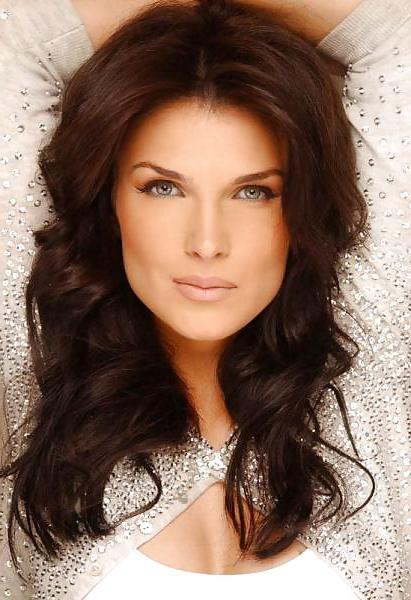25P ROMANIAN ACTRESS MONICA BARLADEANU