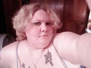 25P KICKASS BBW WORLDS
