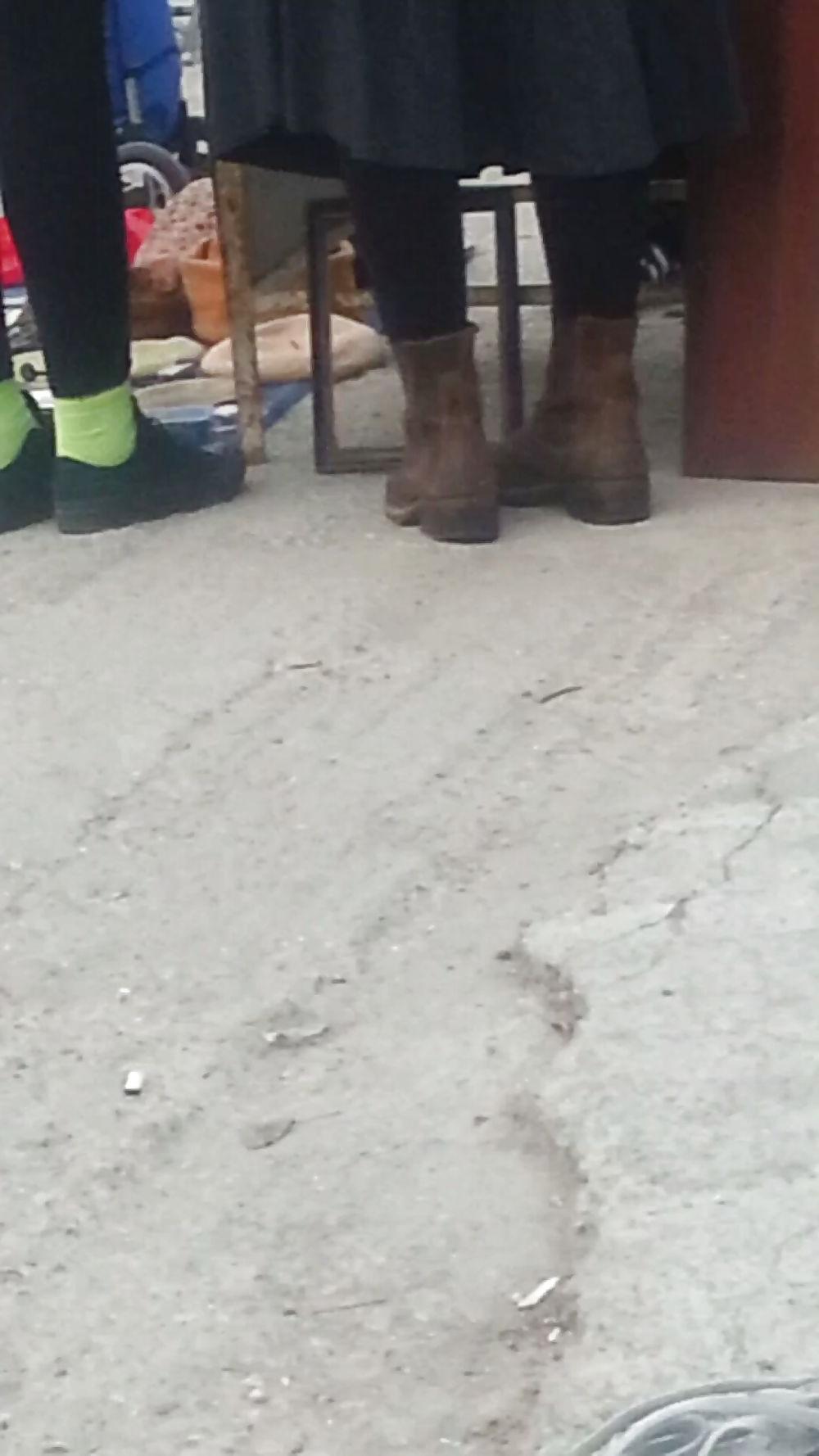 9P Girls feet romanian