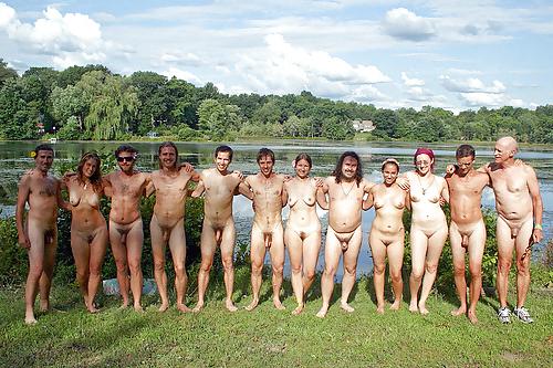 25P MORE NUDISTS