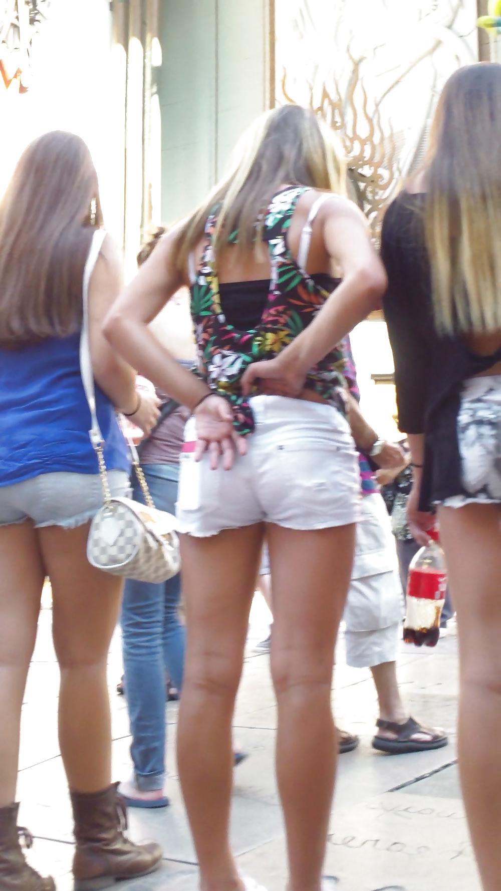 25P Three sexy hot teens butt & ass in tight shorts