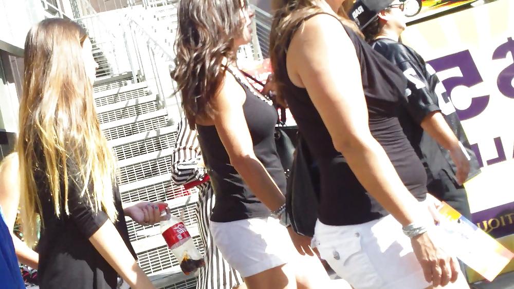 25P Three sexy hot teens butt & ass in tight shorts