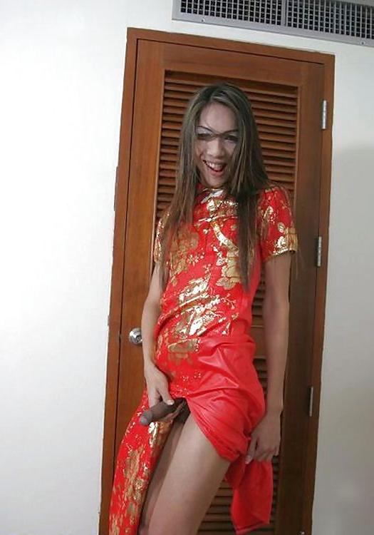 25P Bangkok Ladyboy Cee