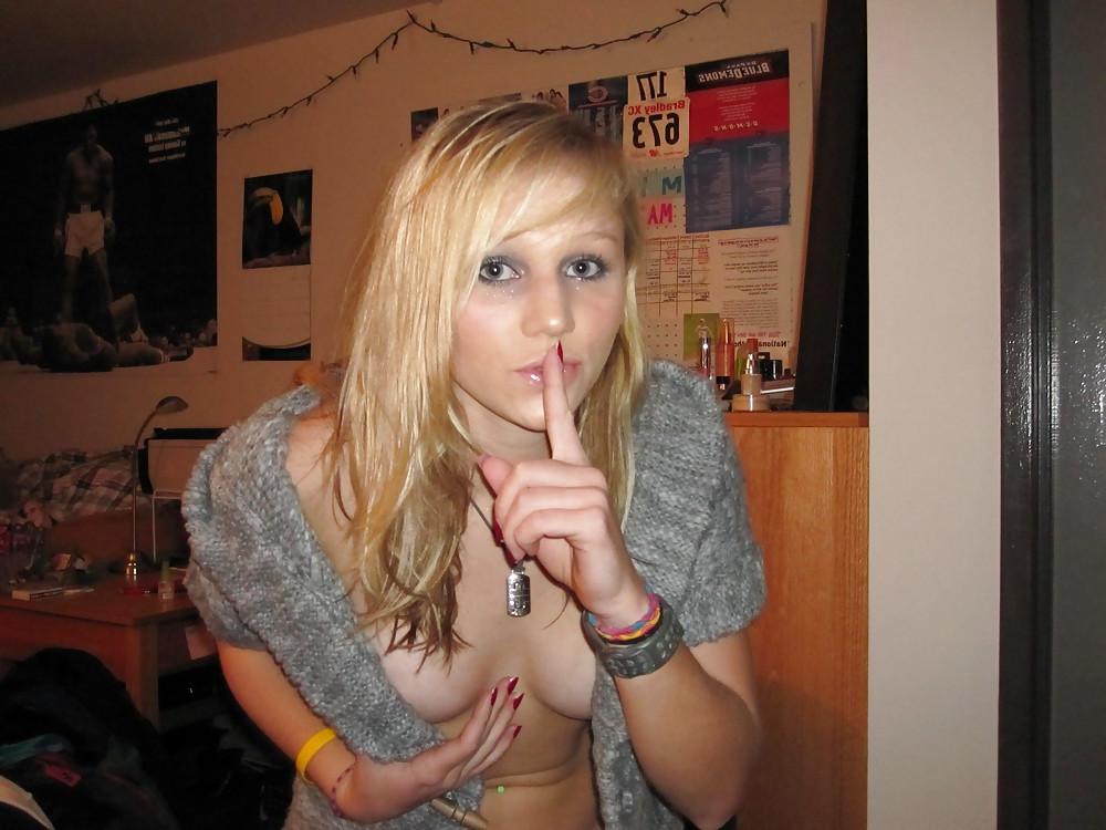 15P Nice (non nude) girls 138