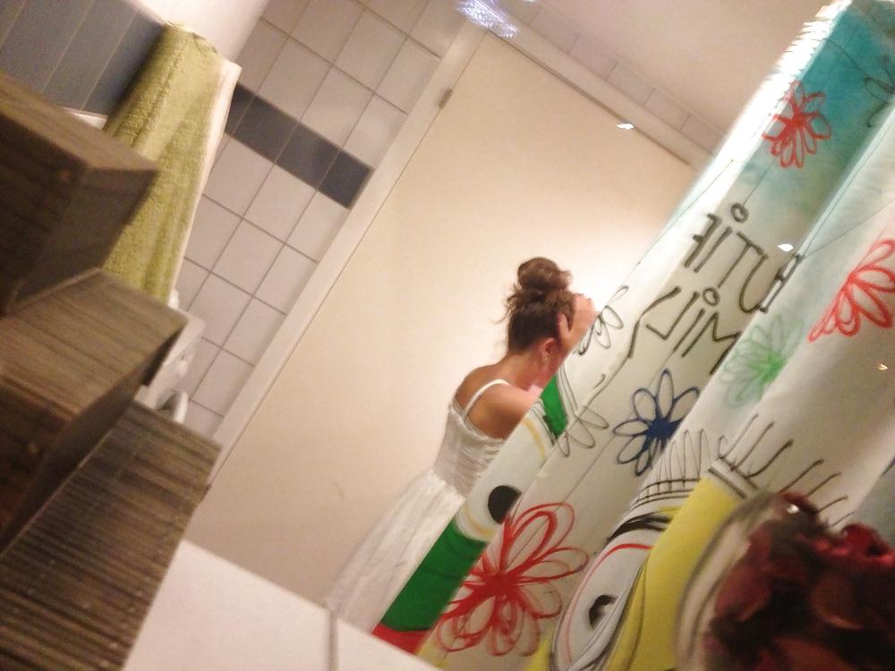 22P Amateur girls voyeur
