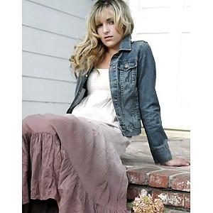 16P Rydel Lynch